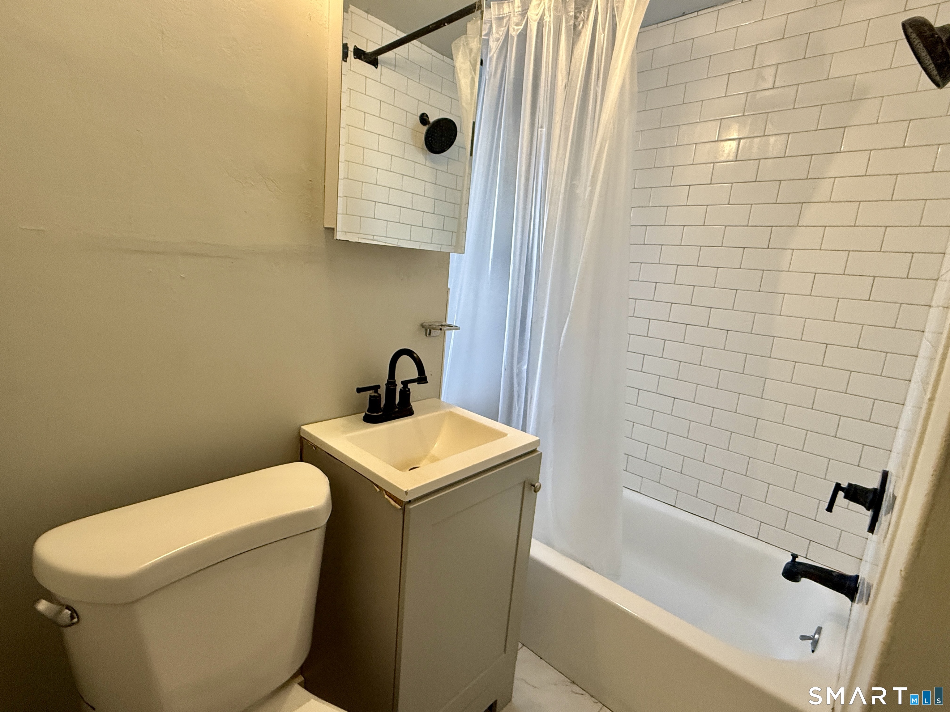 95 Pope Street 1st Fl