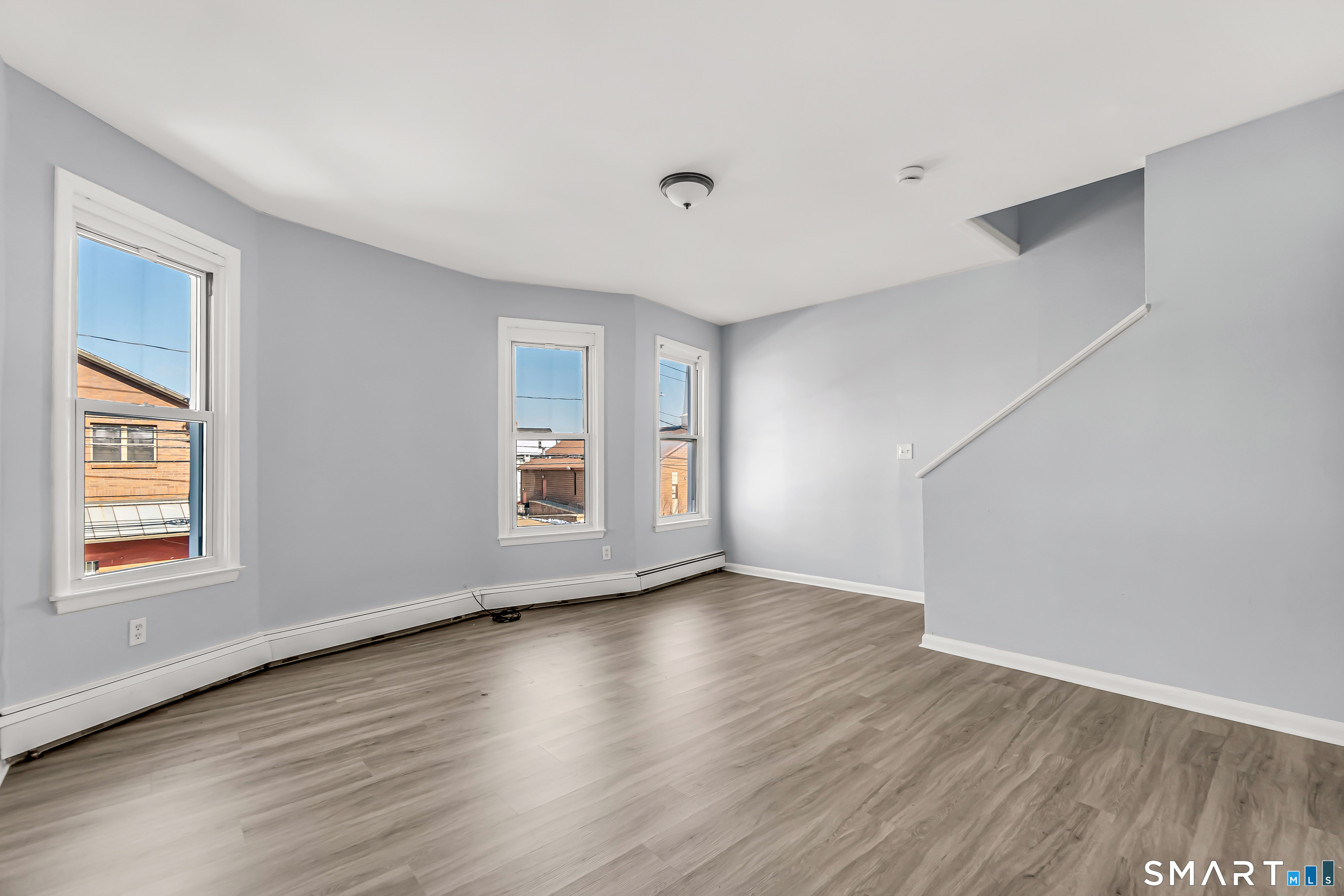 1322 Stratford Avenue