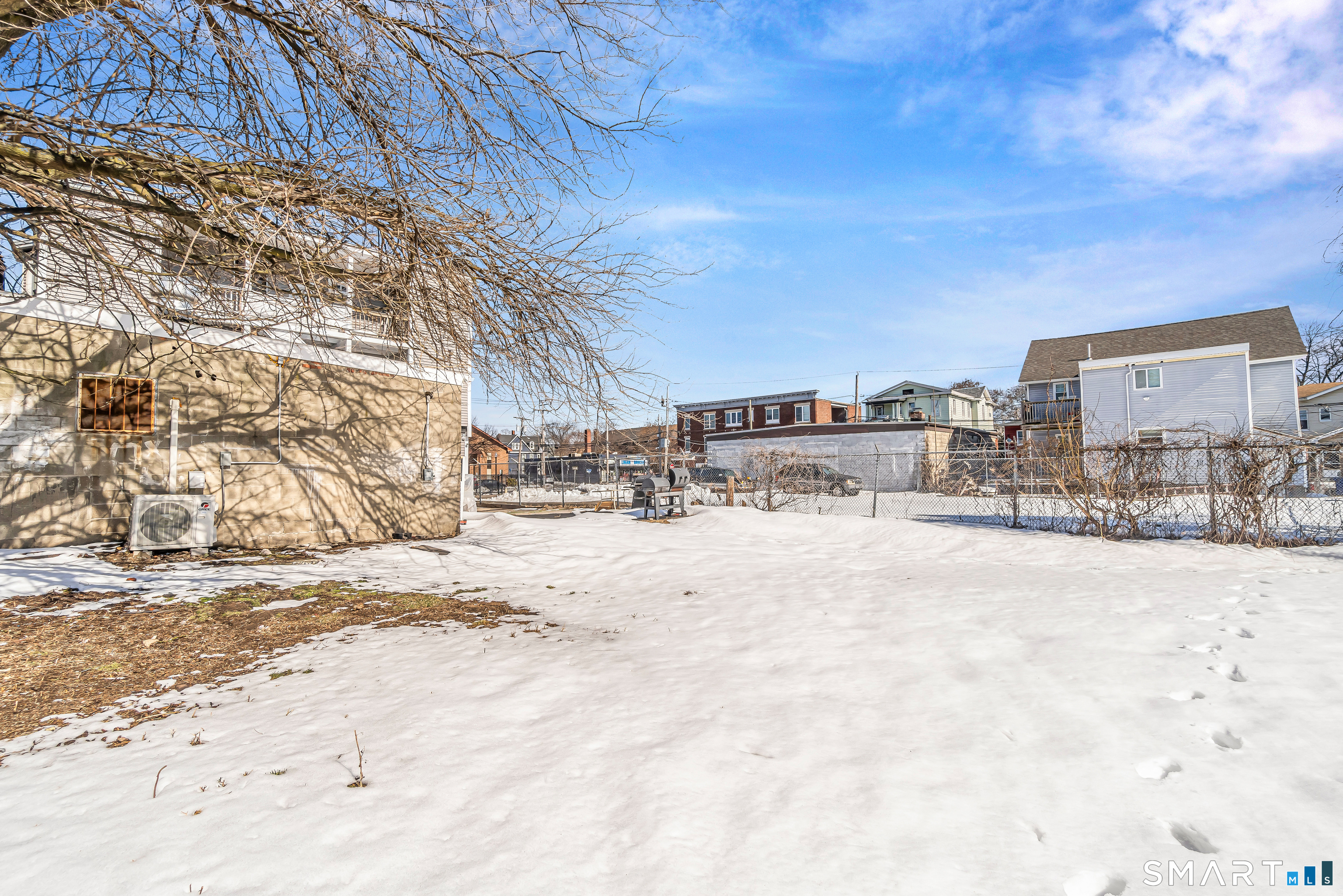 1322 Stratford Avenue