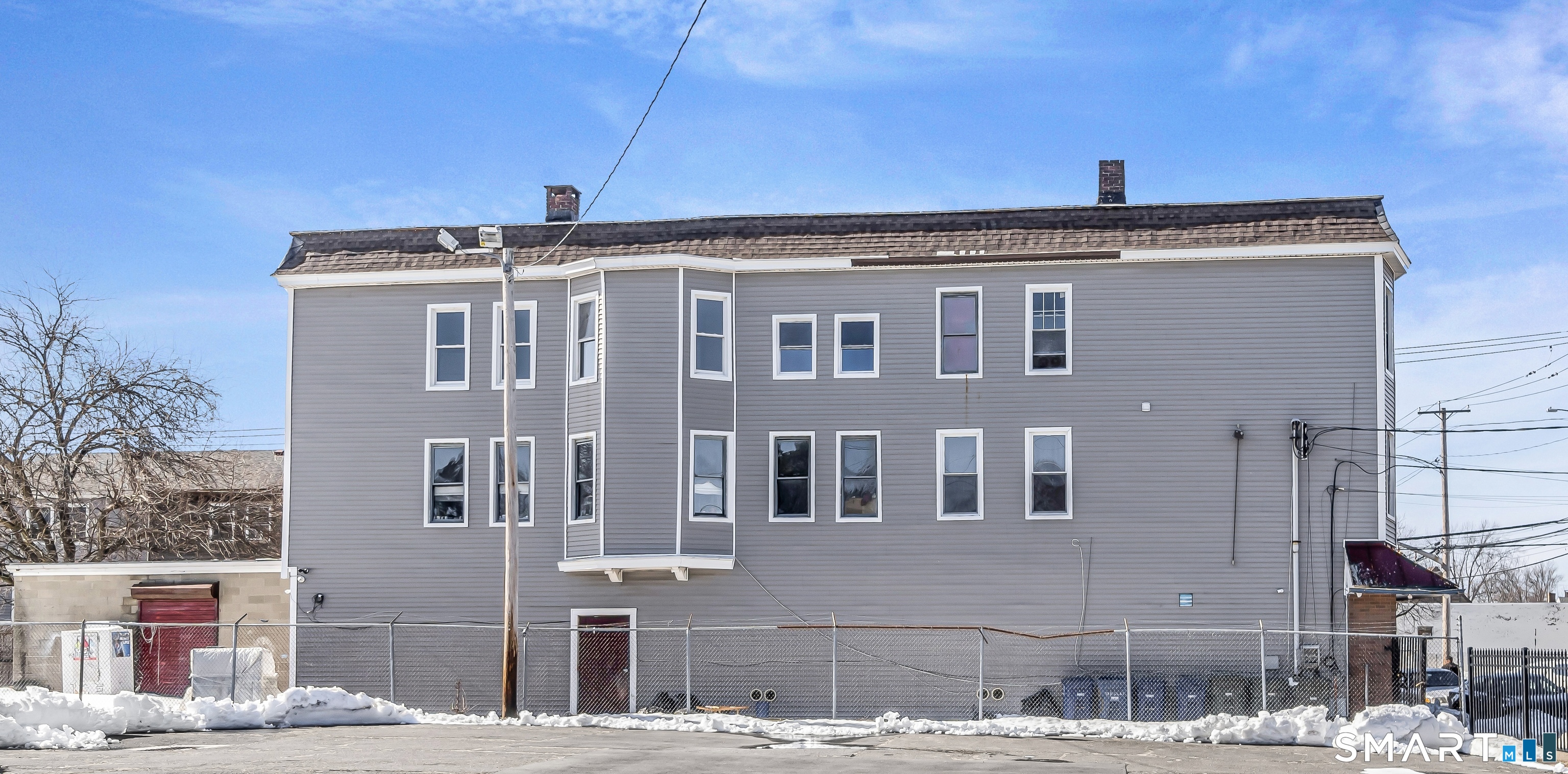 1322 Stratford Avenue