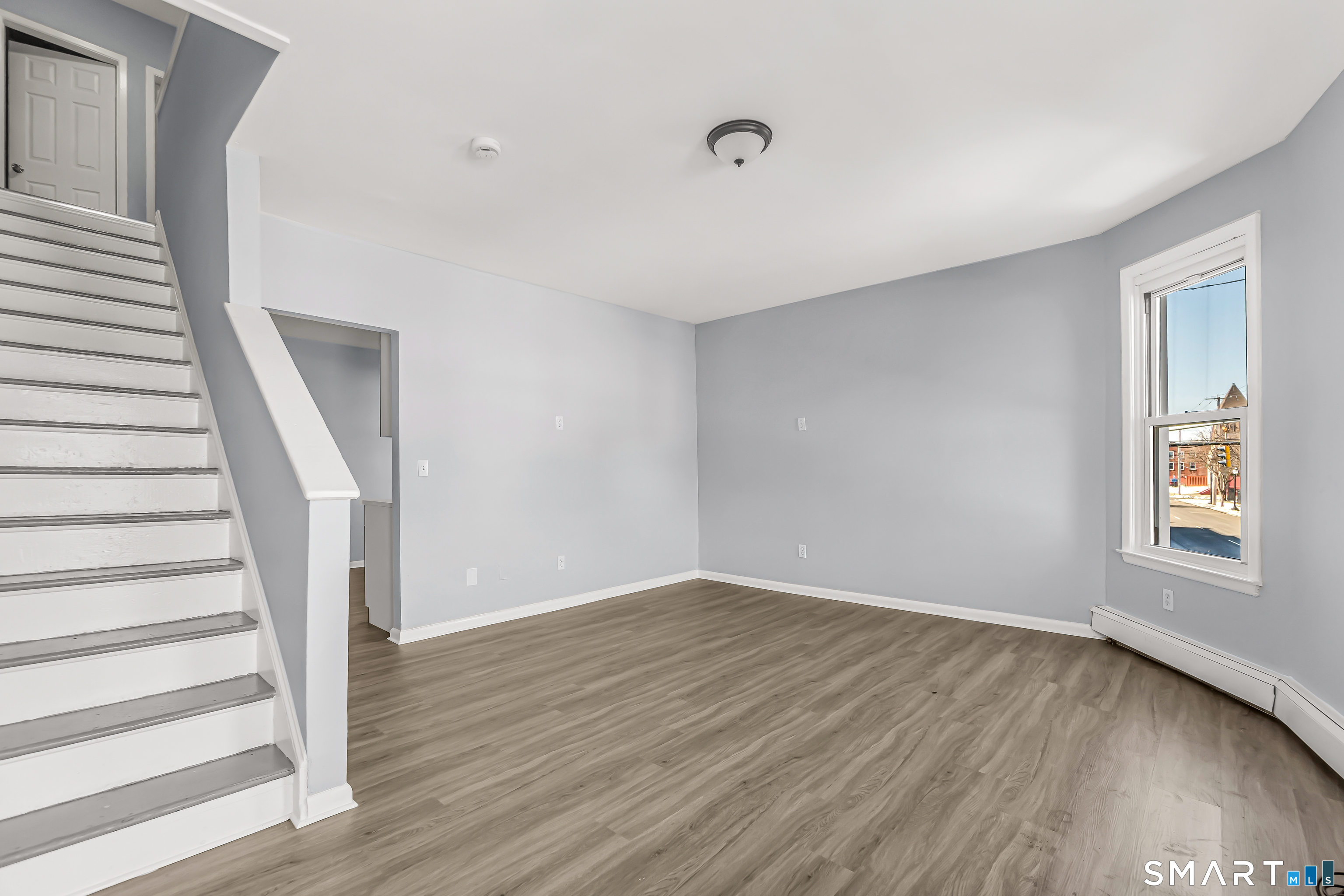 1322 Stratford Avenue