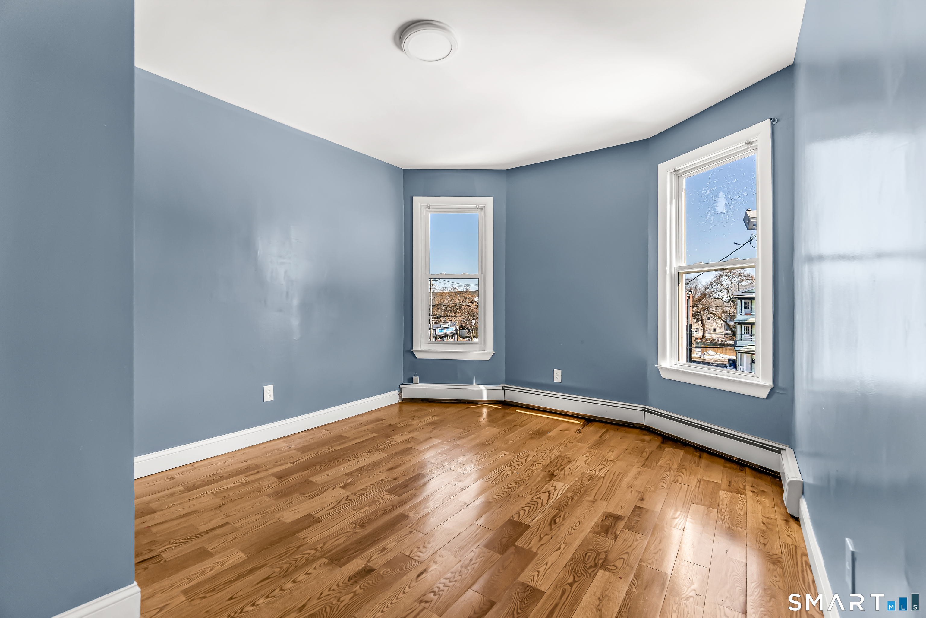 1322 Stratford Avenue