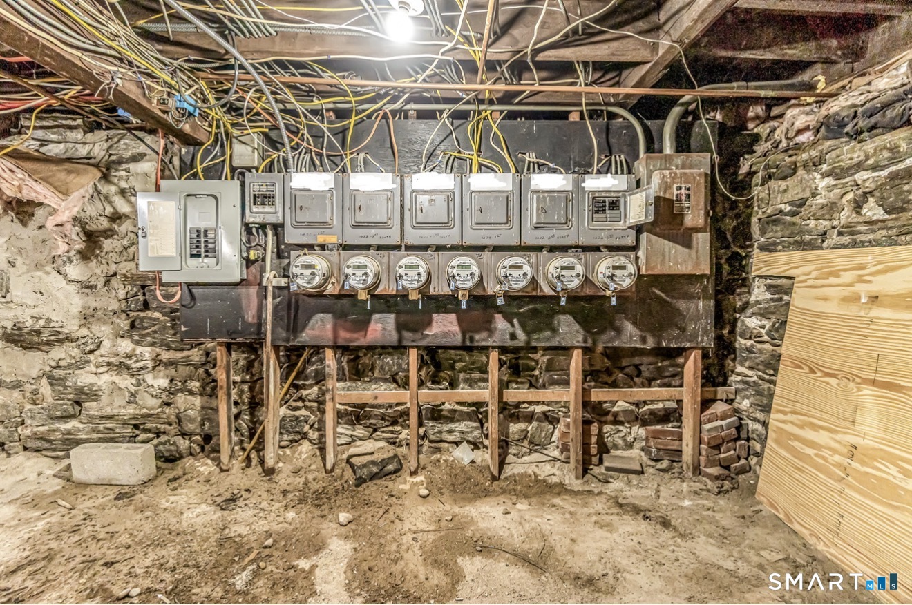 1220 Pembroke Street