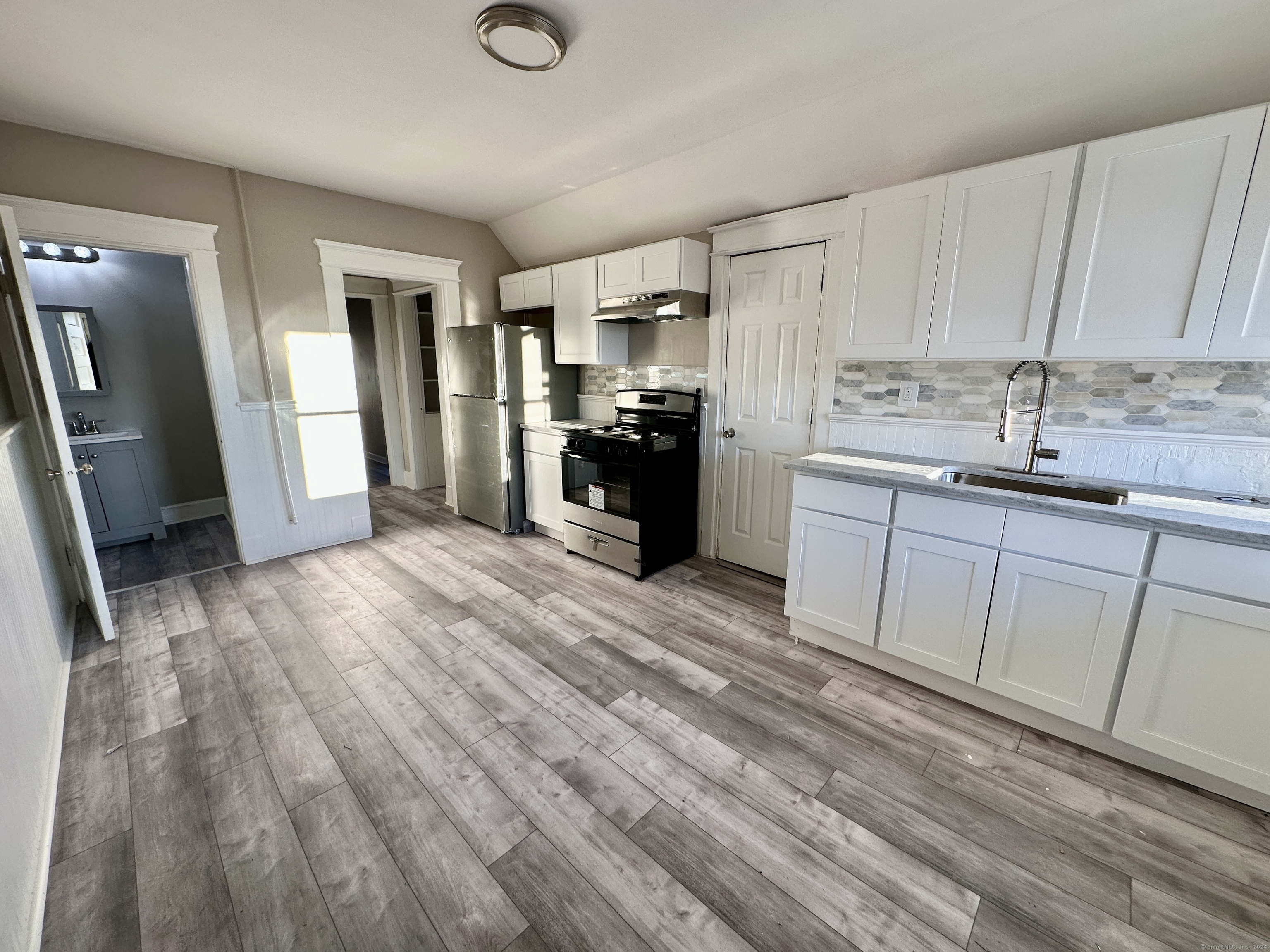 233 Cooke Street #3