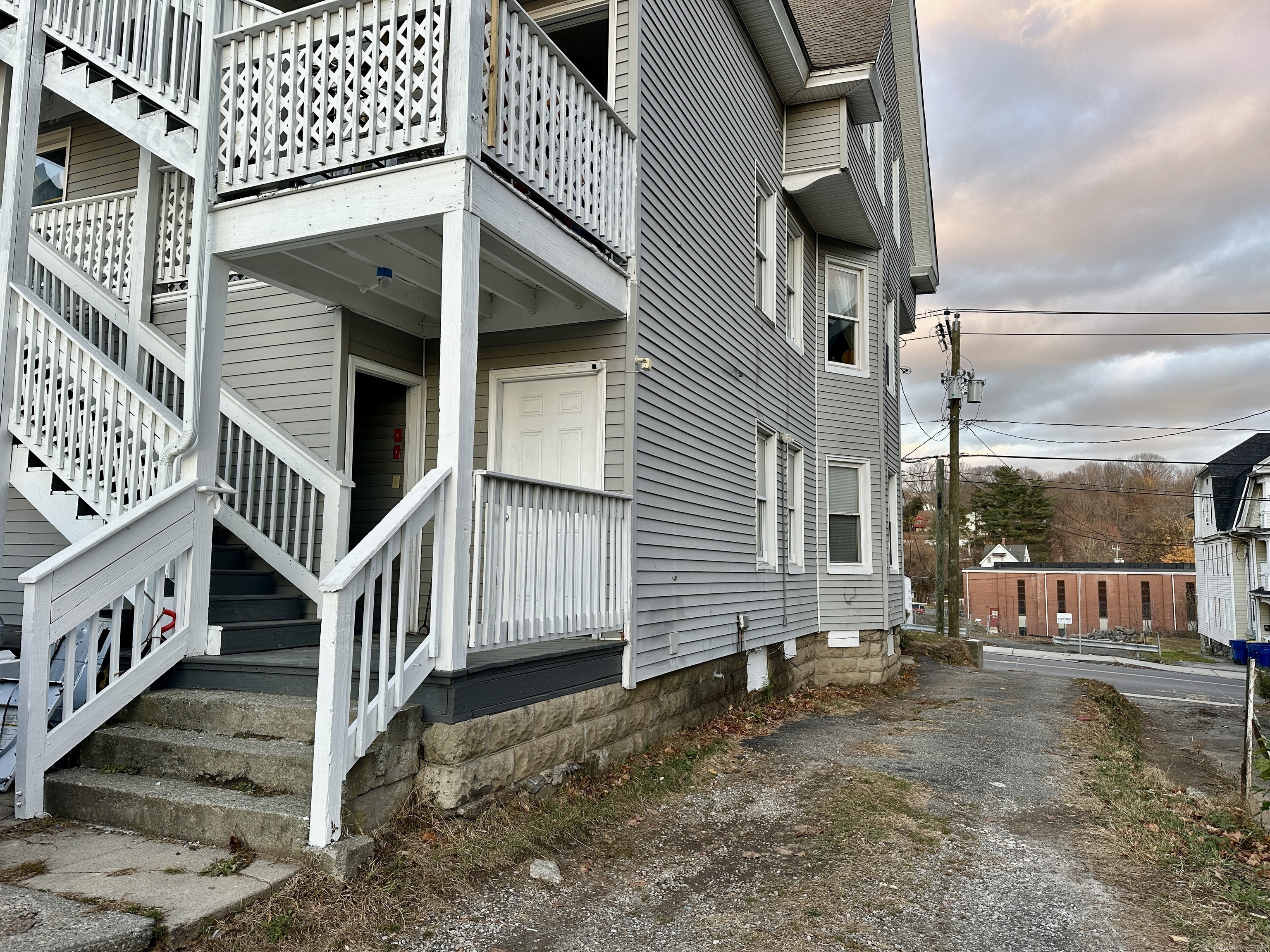 233 Cooke Street #3