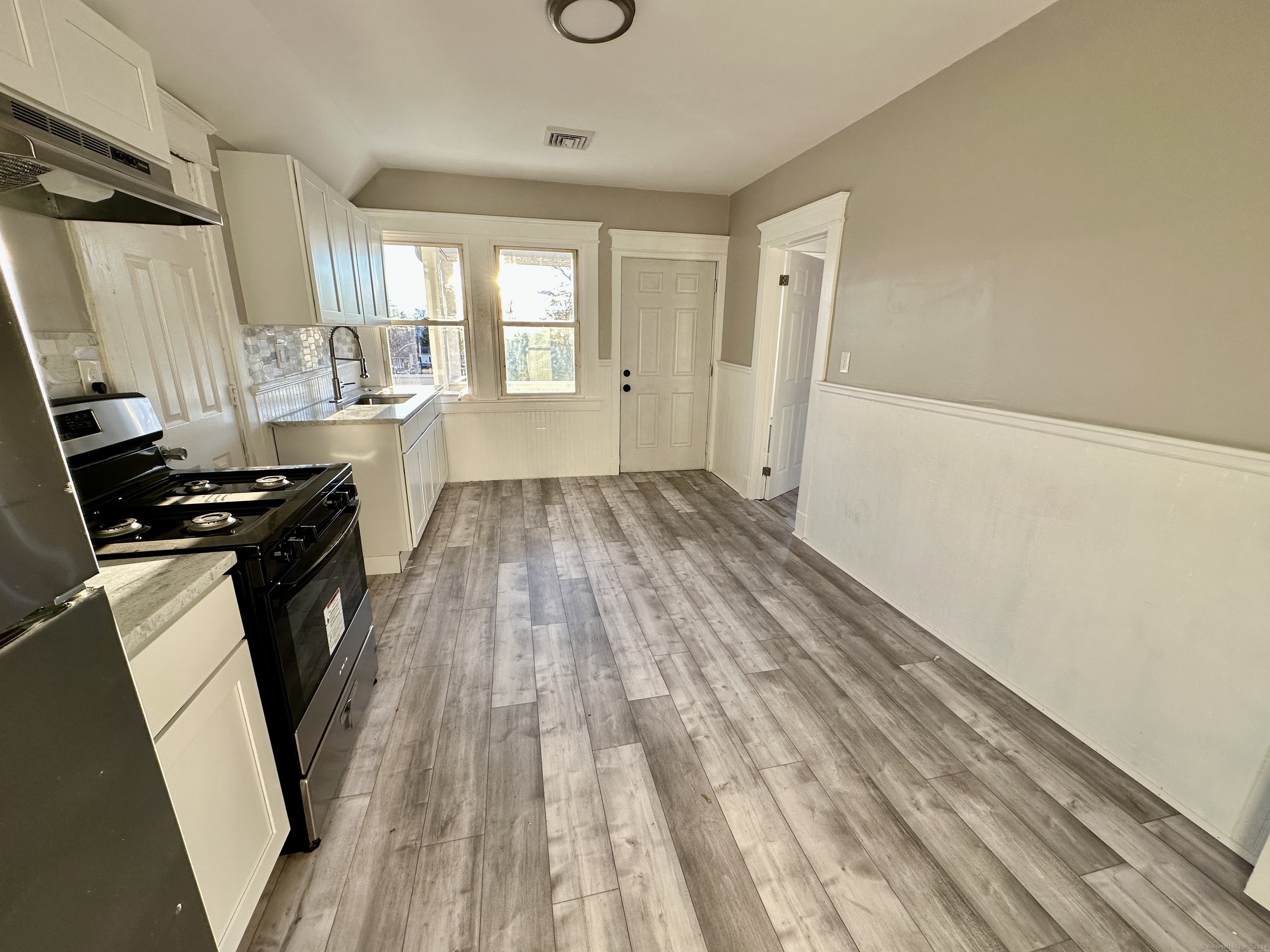 233 Cooke Street #3