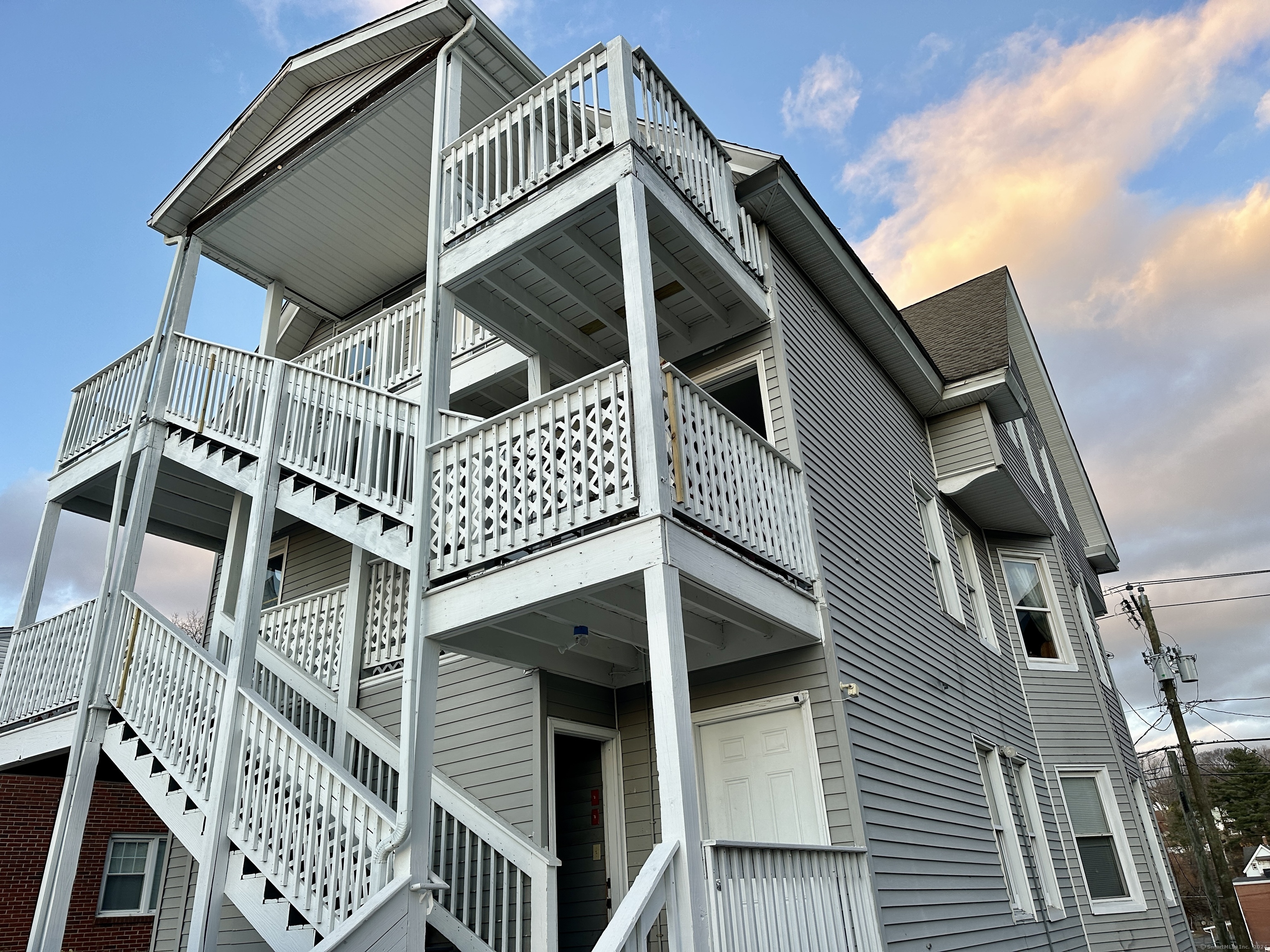 233 Cooke Street #3
