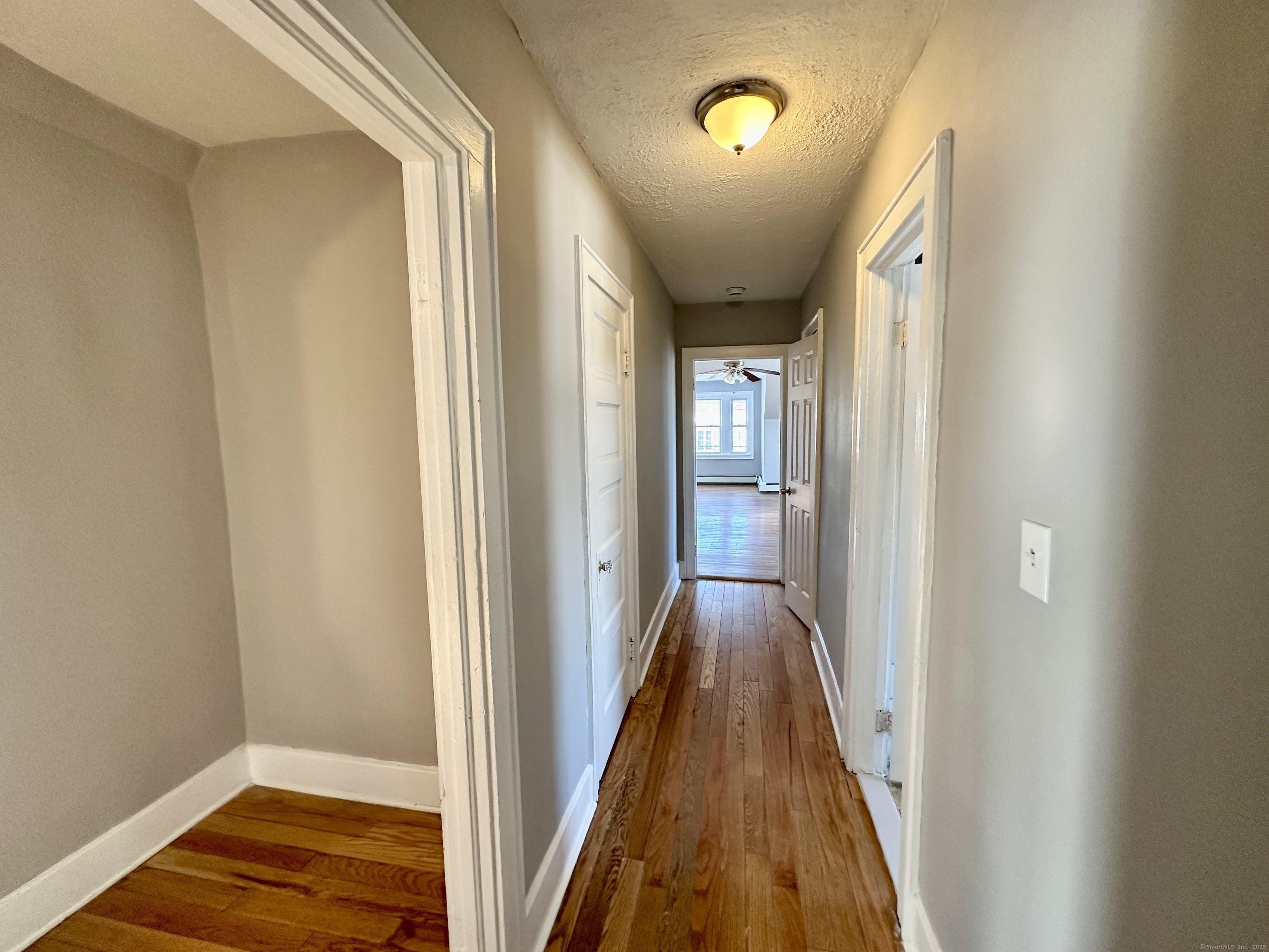 2683 Fairfield Avenue 3rd Fl