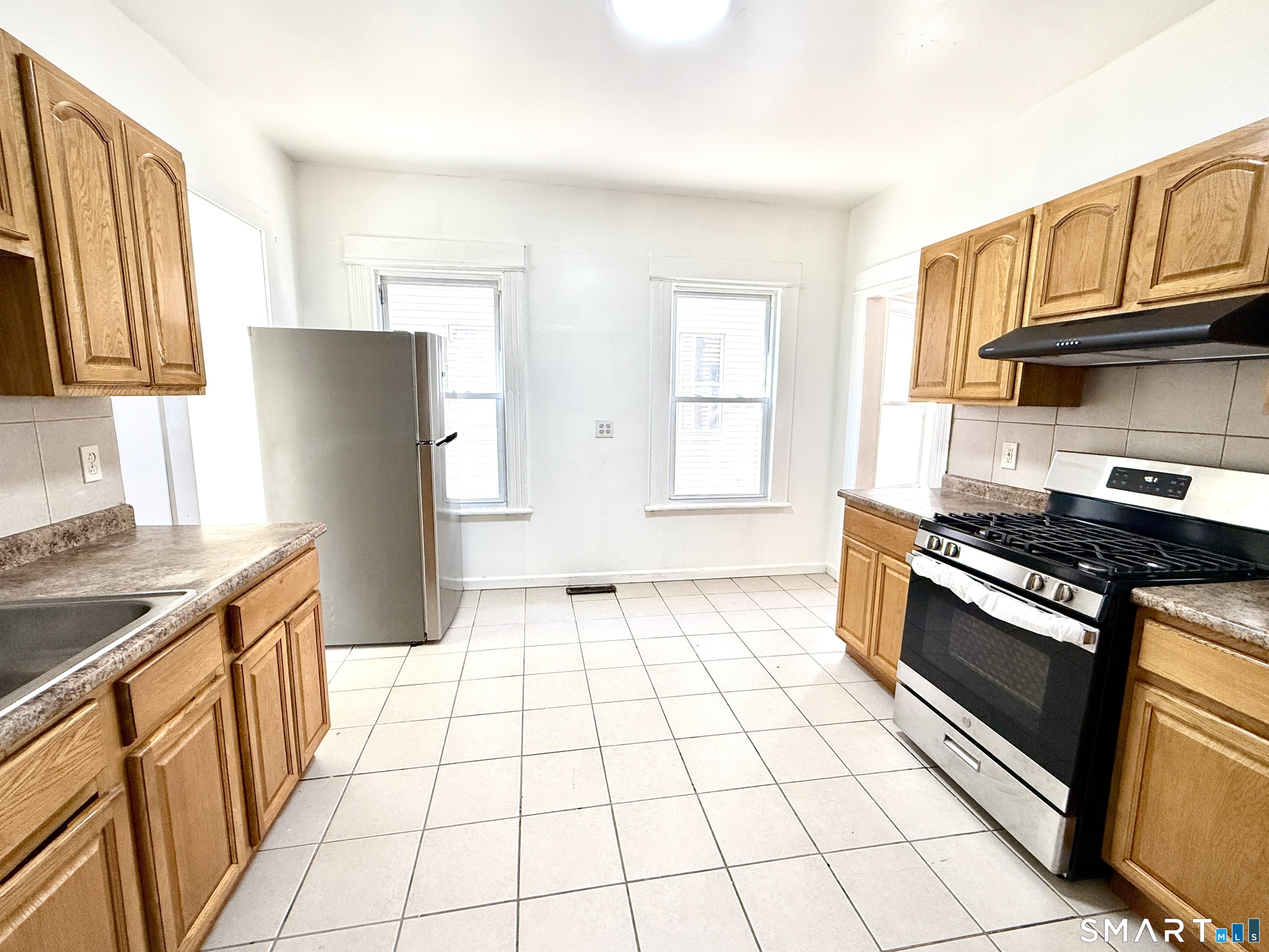 202 Sixth Street Unit: 1st Fl
