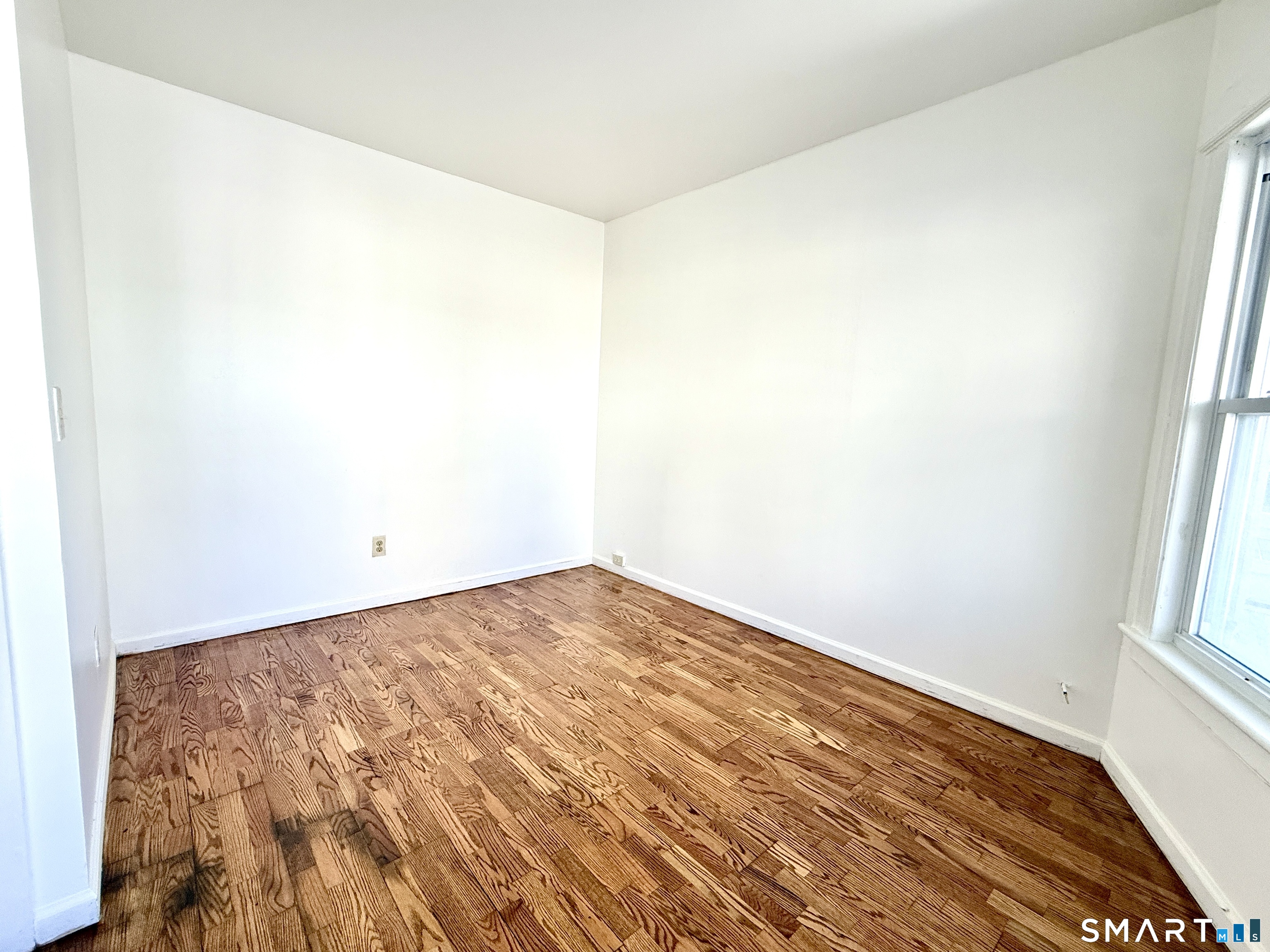 202 Sixth Street Unit: 1st Fl
