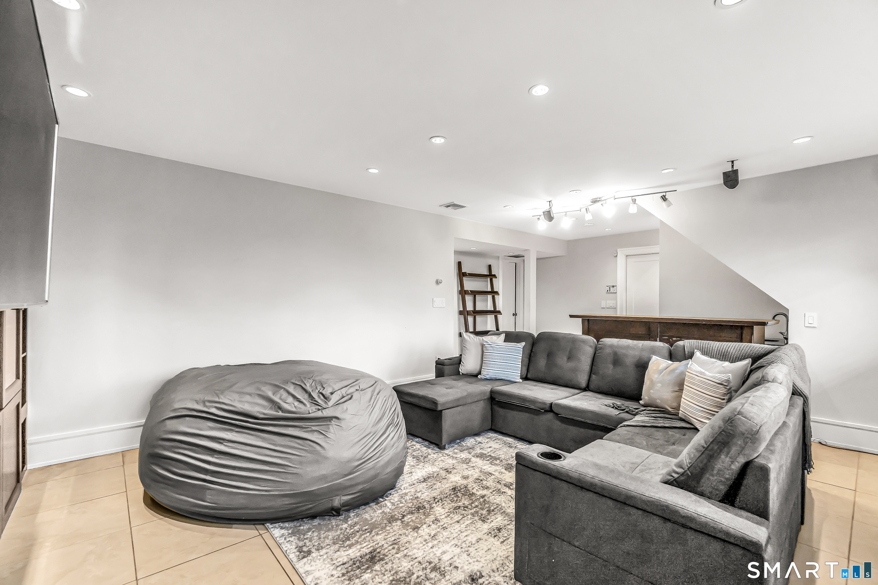 520 Walnut Tree Hill Road