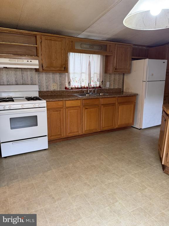 1679 S STATE STREET Unit: A-17