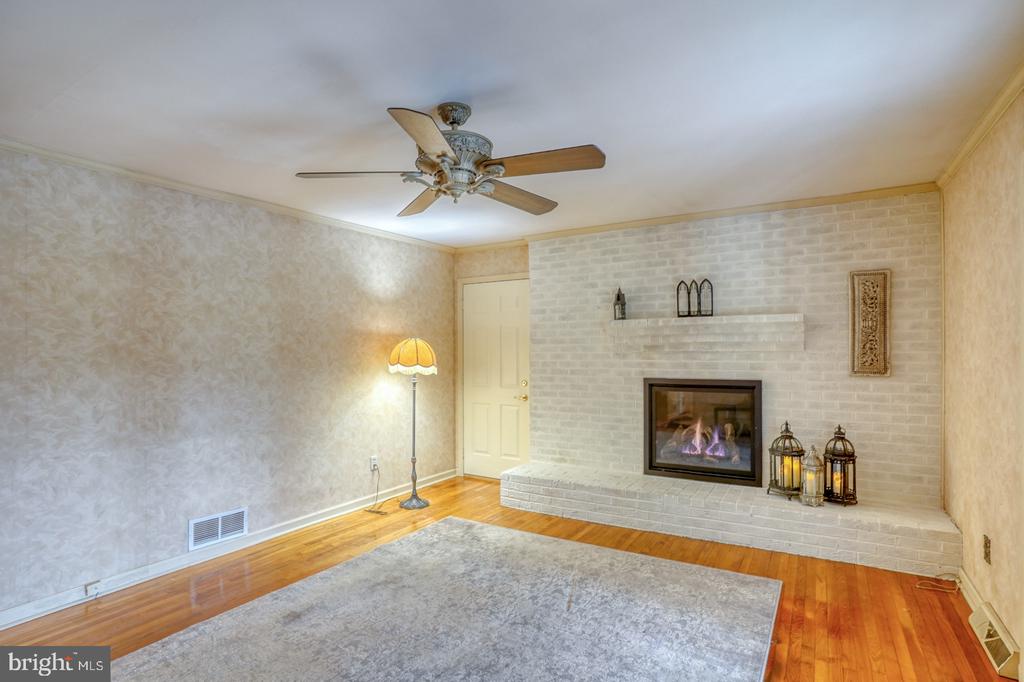 110 LAYTON DRIVE