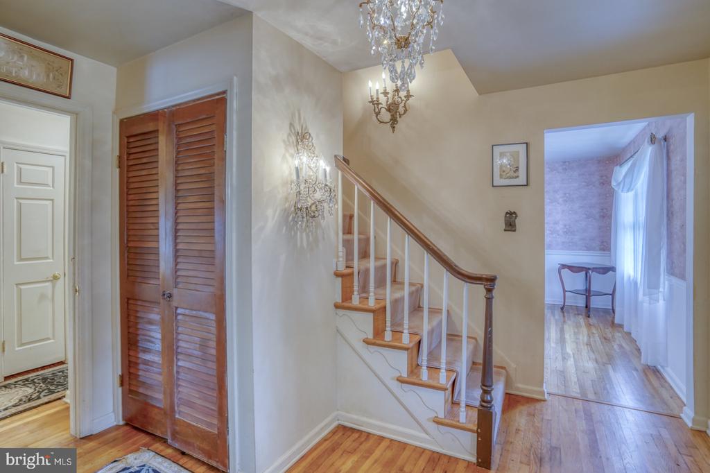 110 LAYTON DRIVE