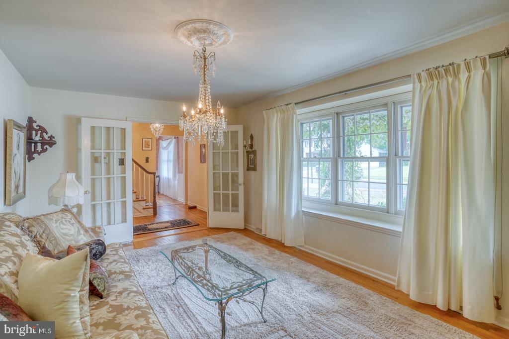 110 LAYTON DRIVE