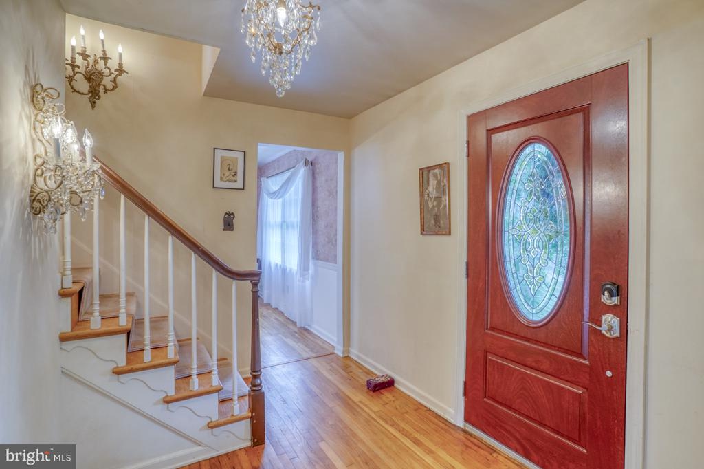 110 LAYTON DRIVE