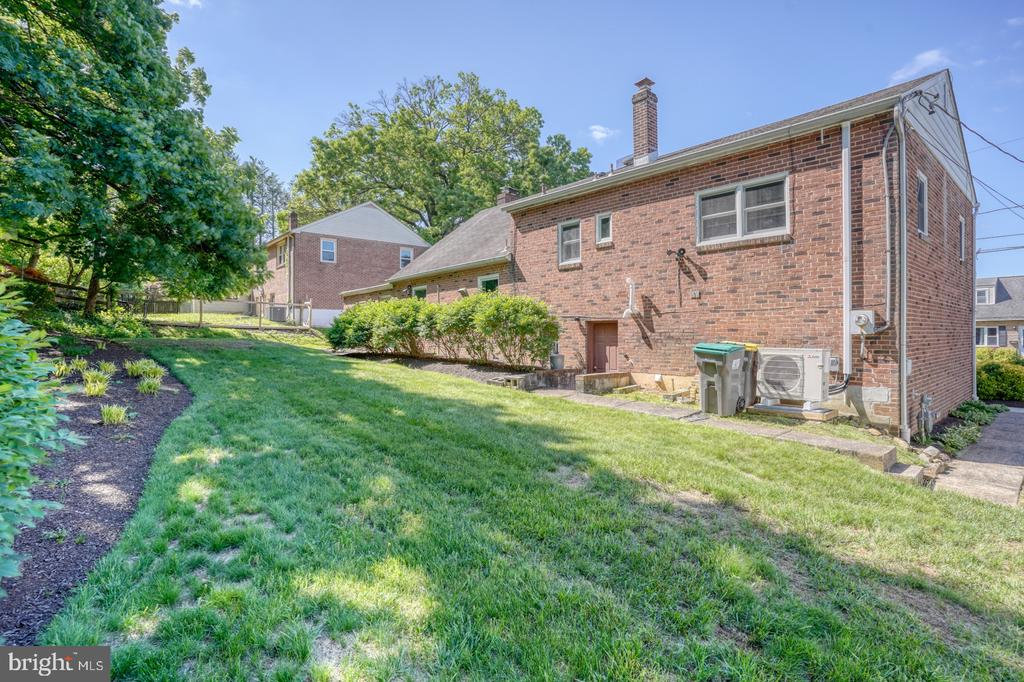 405 N LYNN DRIVE