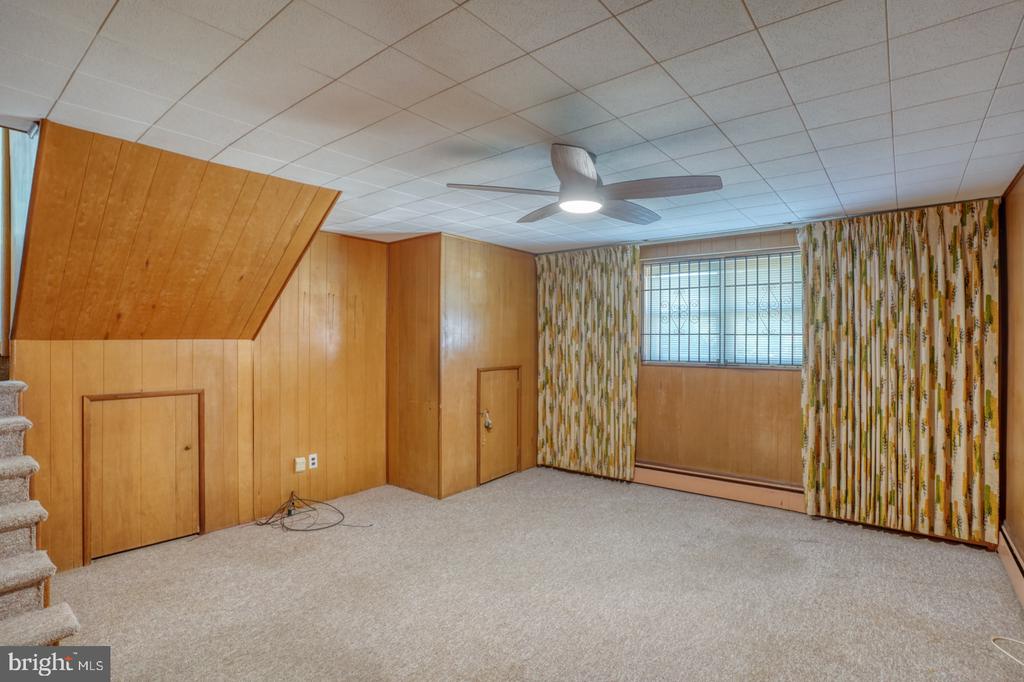 405 N LYNN DRIVE