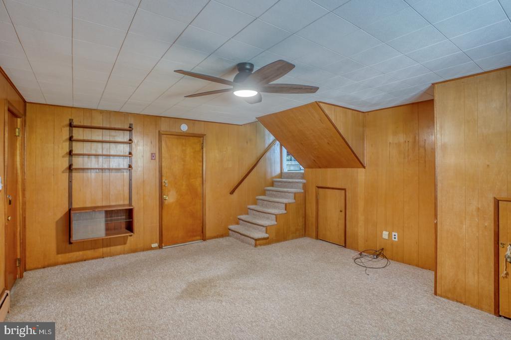 405 N LYNN DRIVE