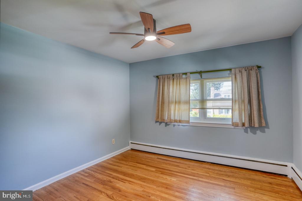 405 N LYNN DRIVE