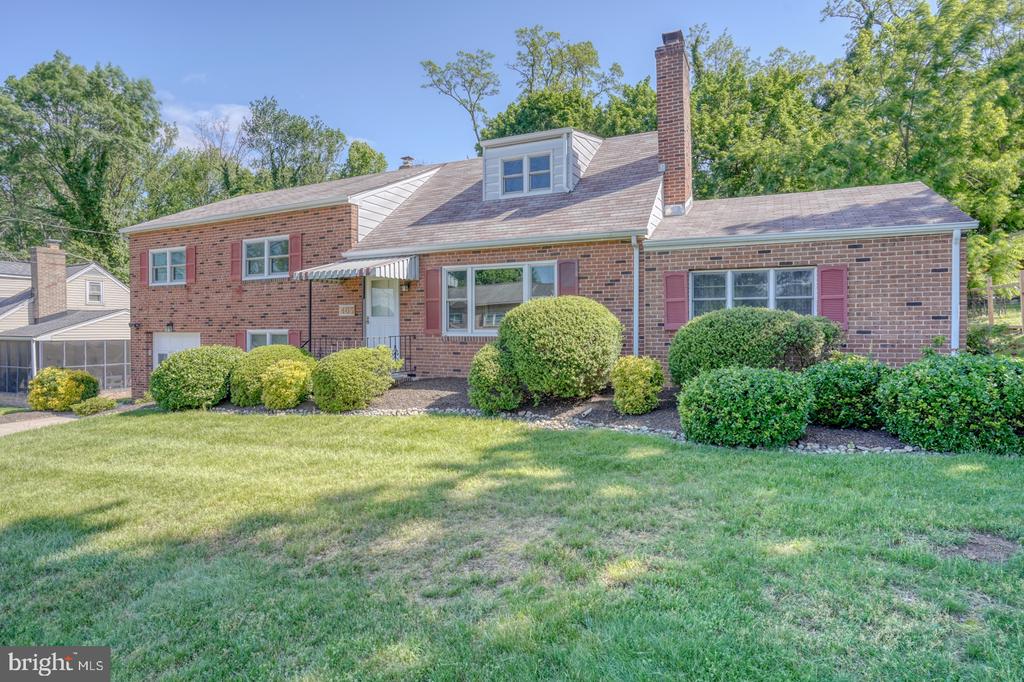 405 N LYNN DRIVE