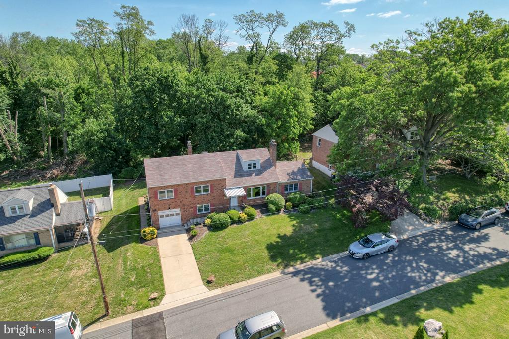 405 N LYNN DRIVE