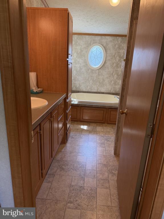 29 N DRAGON DRIVE
