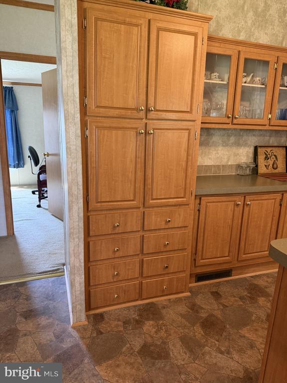 29 N DRAGON DRIVE