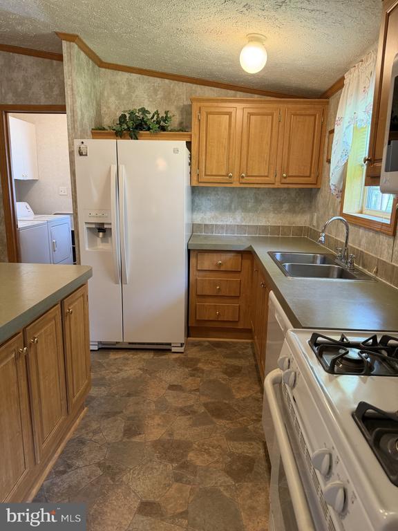 29 N DRAGON DRIVE