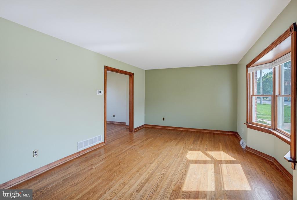 107 GRIFFITH DRIVE