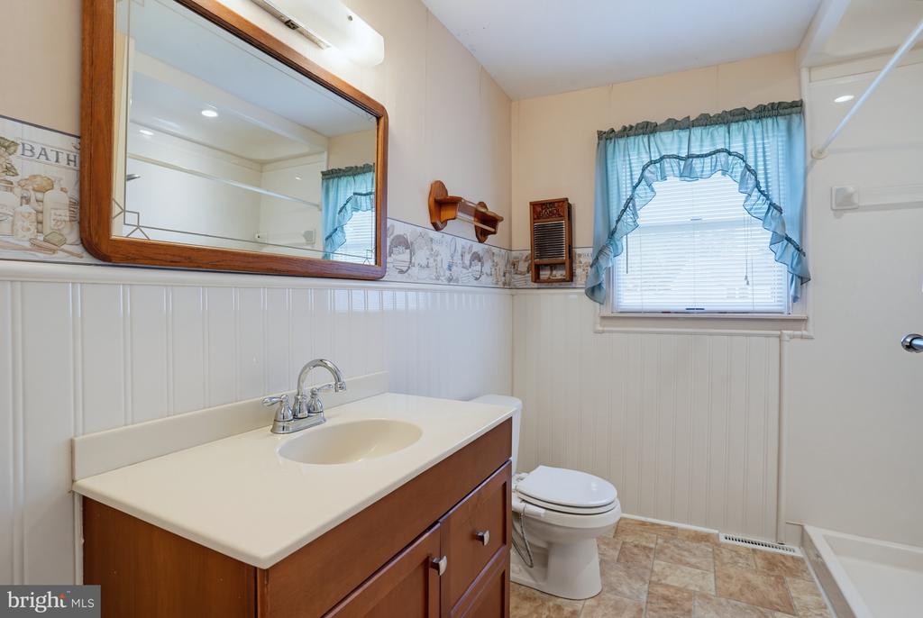 107 GRIFFITH DRIVE