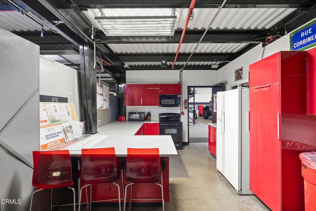 2350 Santiago Court Court