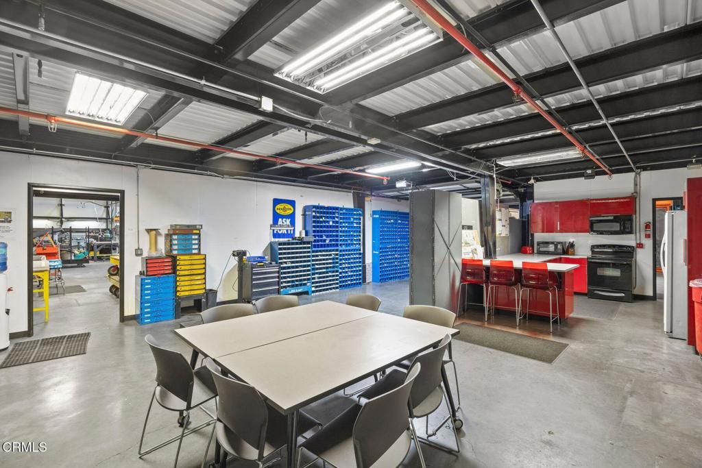 2350 Santiago Court Court