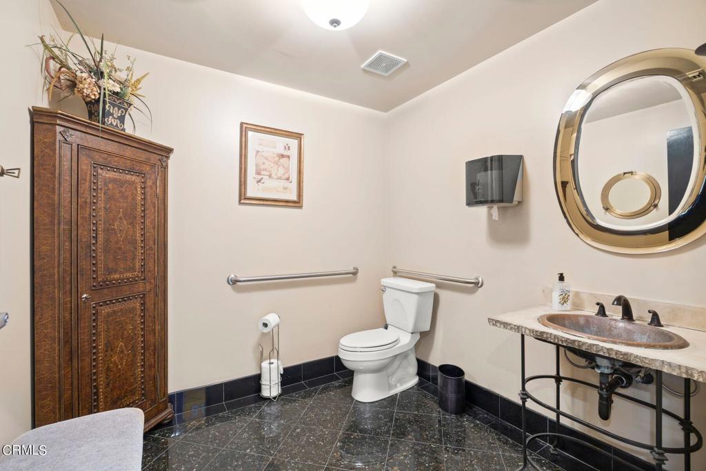 2350 Santiago Court Court