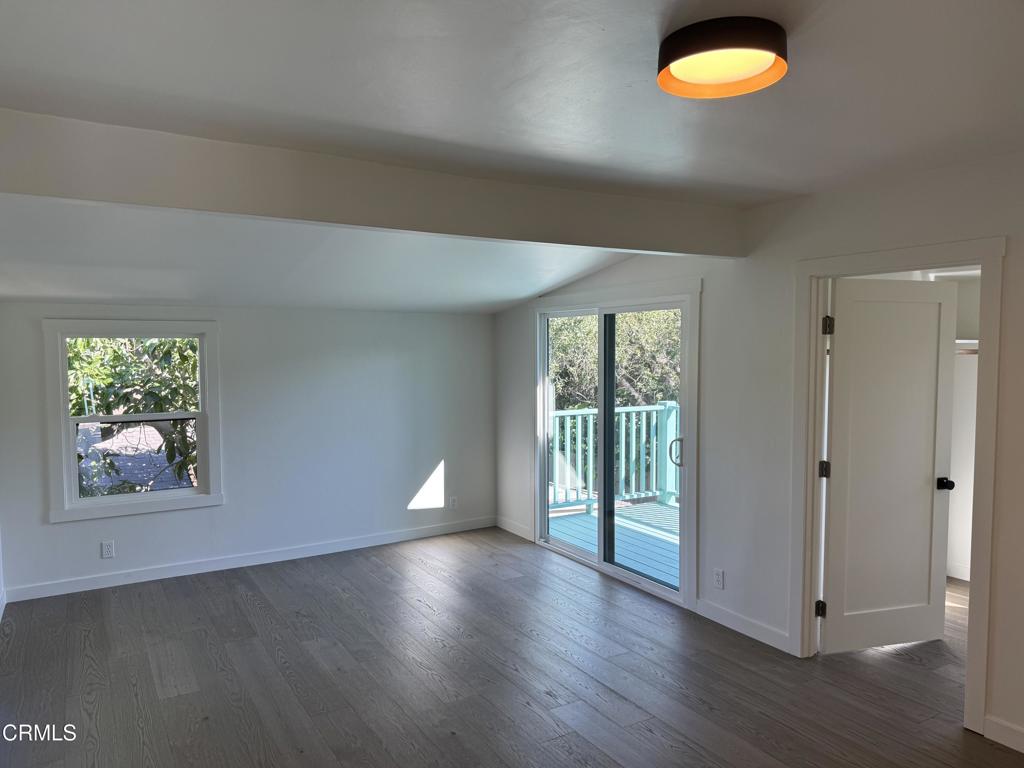 923 W Micheltorena Street