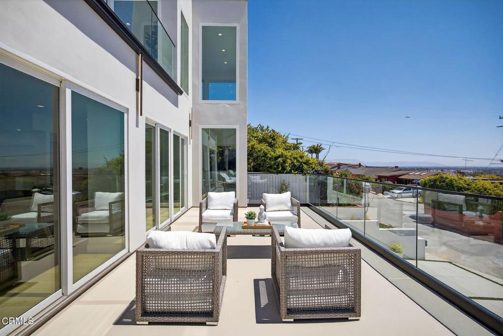 2407 Sunset Drive