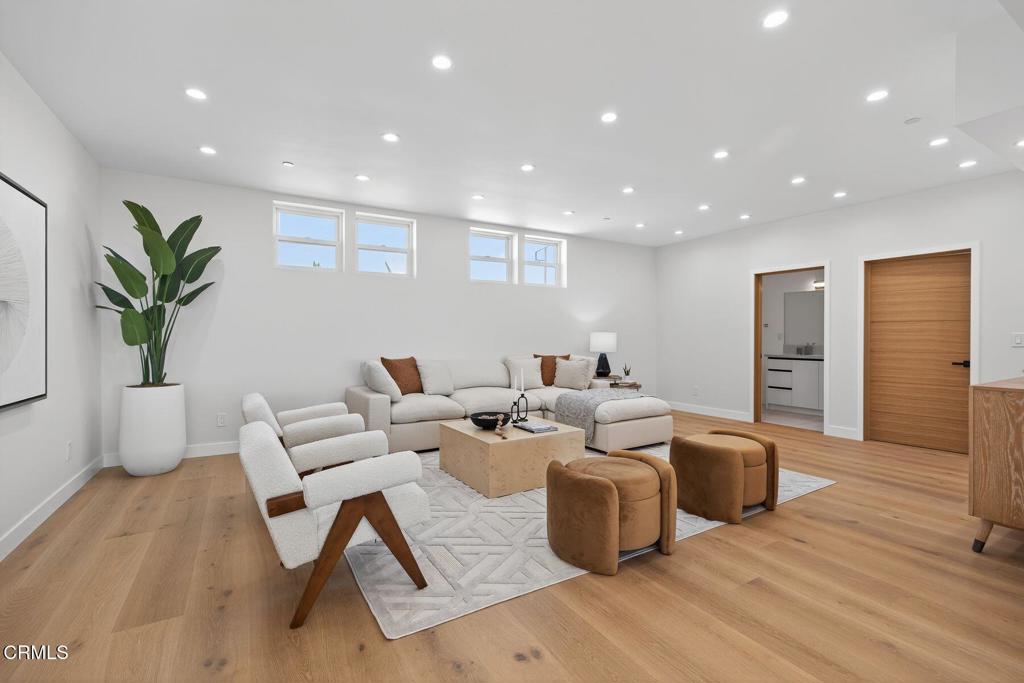 2407 Sunset Drive