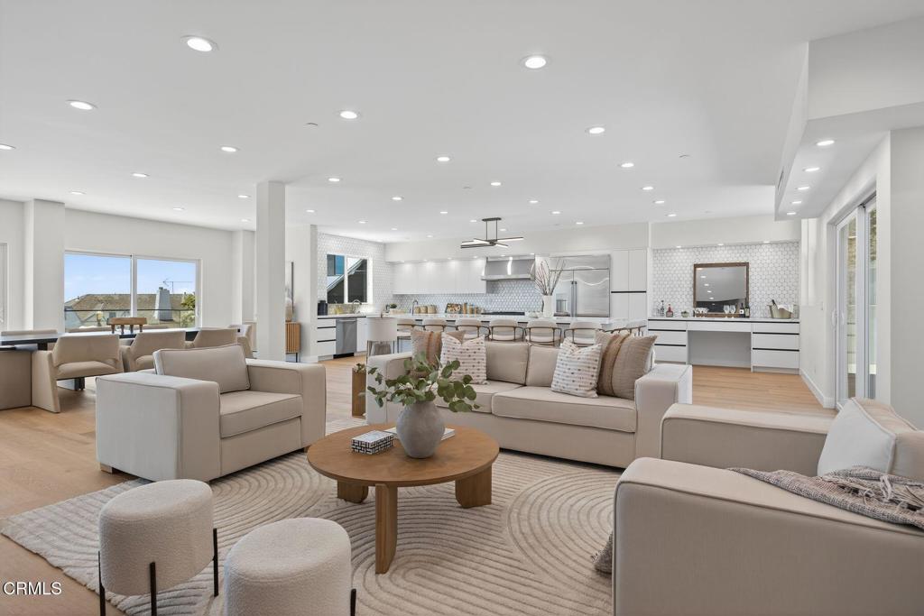 2407 Sunset Drive