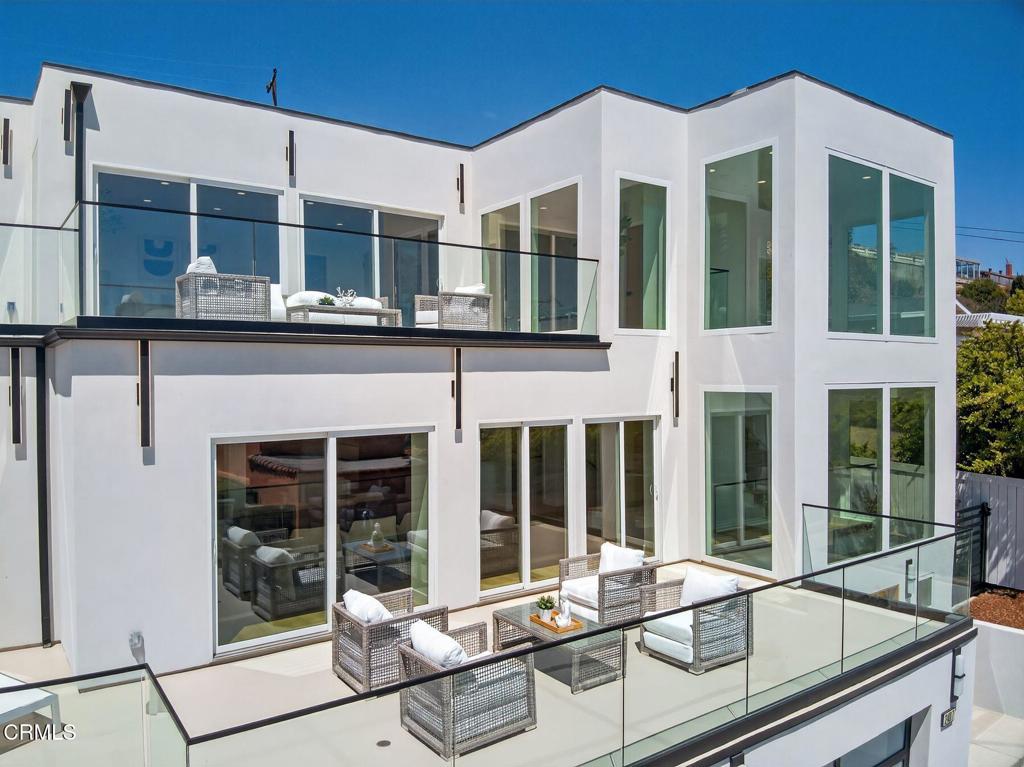 2407 Sunset Drive
