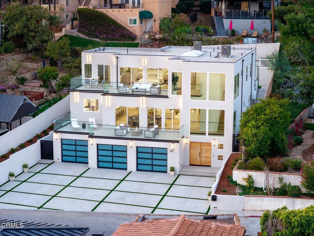2407 Sunset Drive