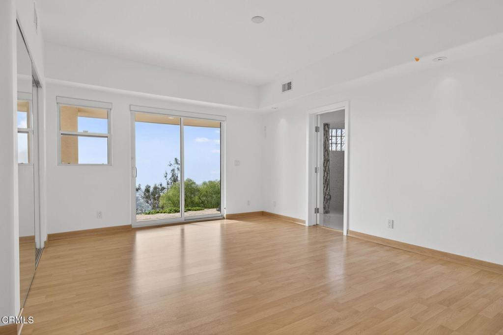 864 Montclair Drive