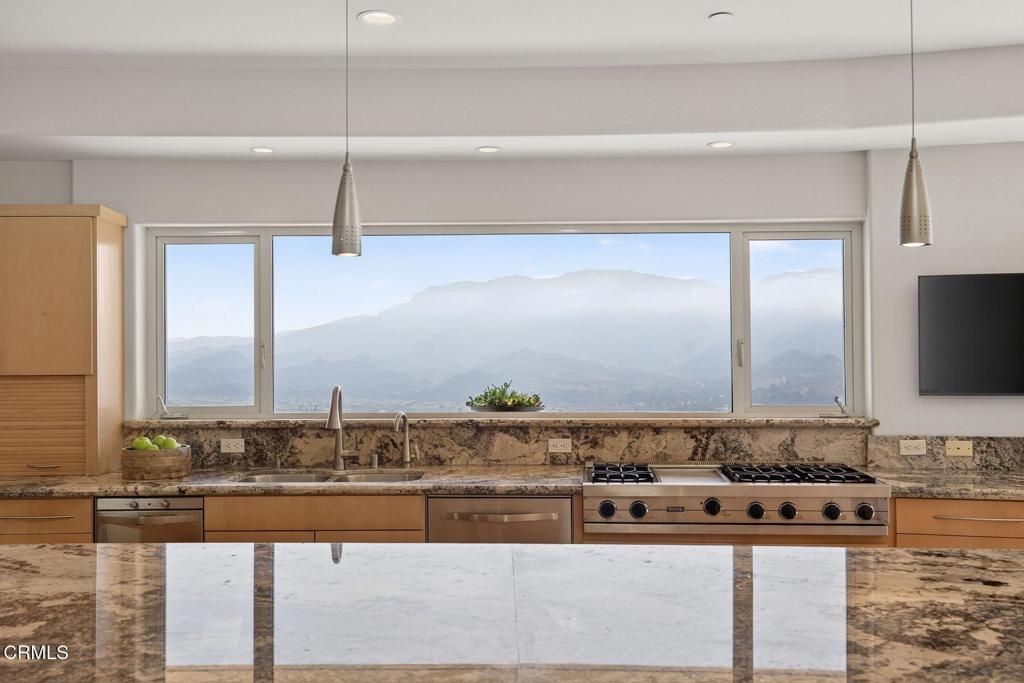 864 Montclair Drive