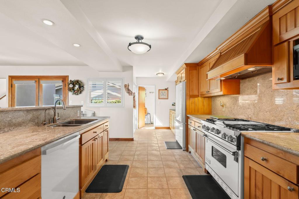 505 Briarwood Terrace