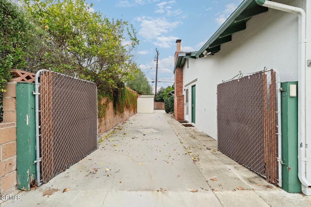 5651 N Bryn Mawr Street