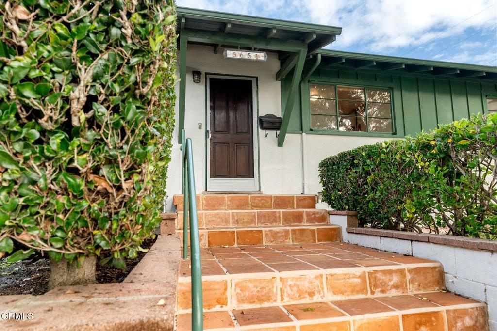 5651 N Bryn Mawr Street