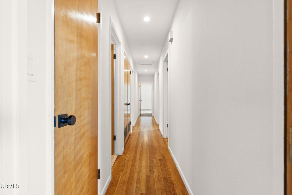 5651 N Bryn Mawr Street