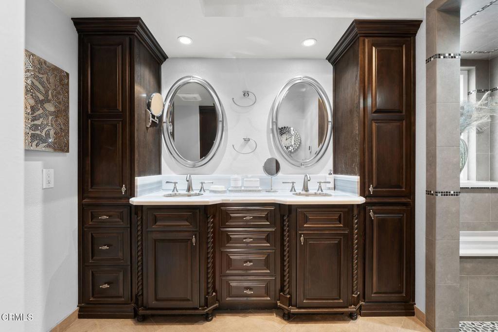 2112 Bermuda Dunes Place