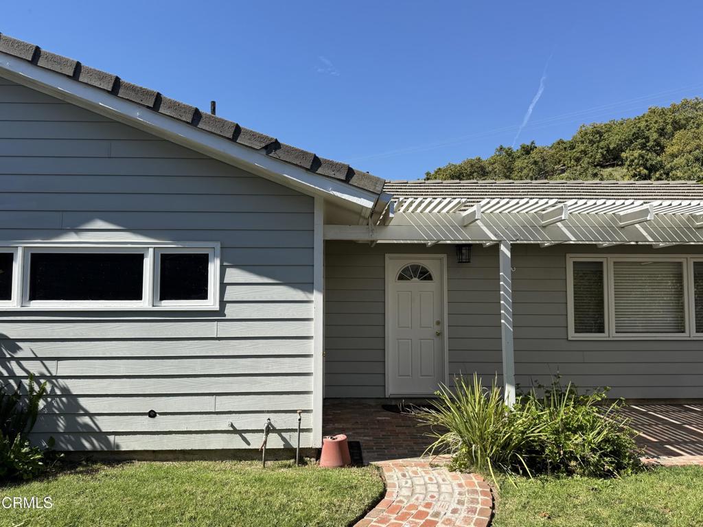 13922 Foothill Road