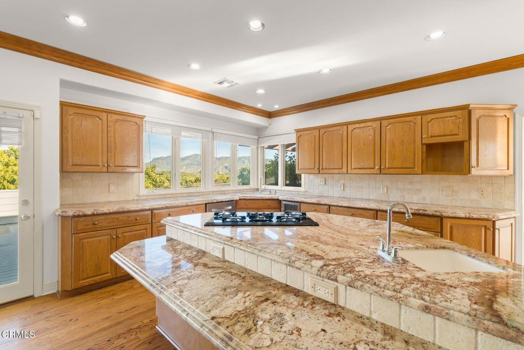 13922 Foothill Road