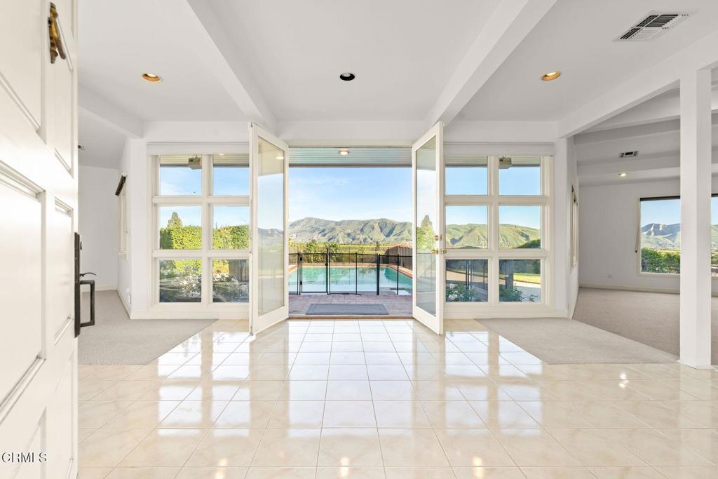 13922 Foothill Road
